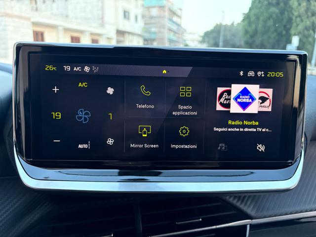PEUGEOT 2008 usata, con Luci diurne LED