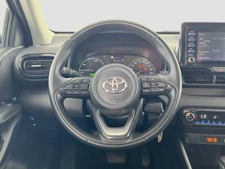 TOYOTA Yaris usata 11