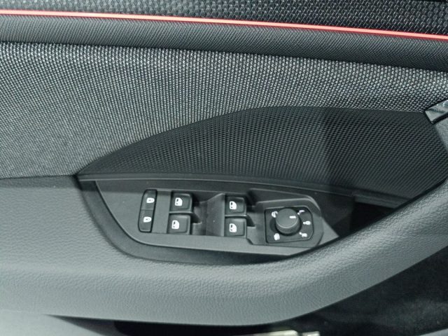 SKODA Kodiaq usata, con Sensori di parcheggio posteriori