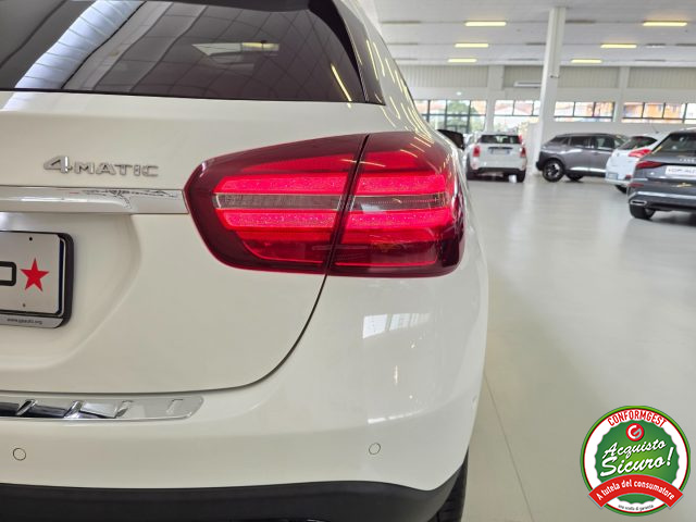 MERCEDES-BENZ GLA 200 usata, con Leve al volante