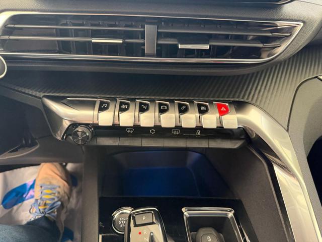 PEUGEOT 3008 usata 21
