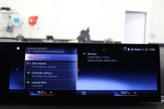 BMW 320 usata, con Fari LED