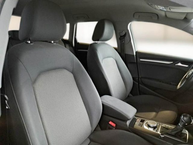 AUDI A3 usata, con Autoradio
