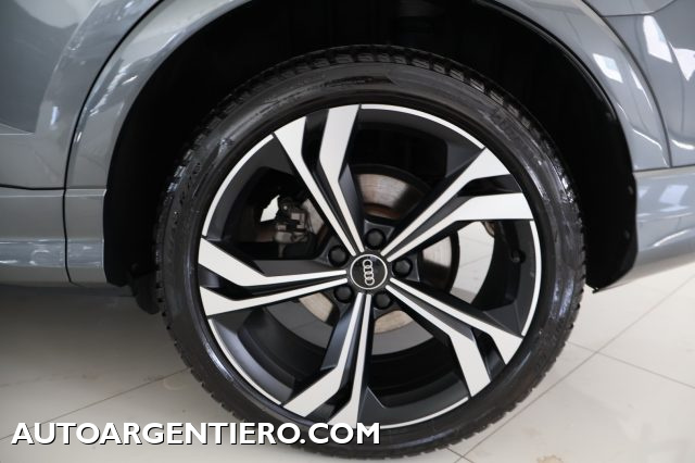 AUDI Q3 usata, con Luci diurne