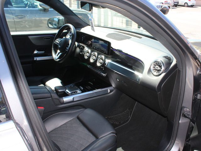 MERCEDES-BENZ GLB 200 usata, con Controllo trazione