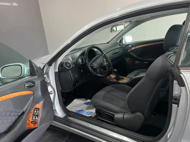 MERCEDES-BENZ CLK 200 usata, con Chiusura centralizzata