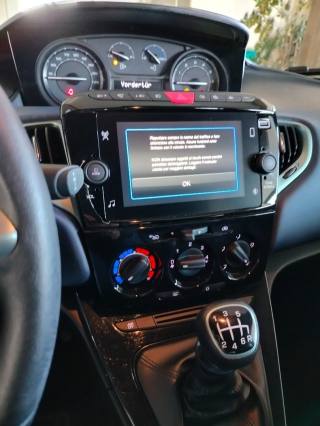 LANCIA Ypsilon usata 28