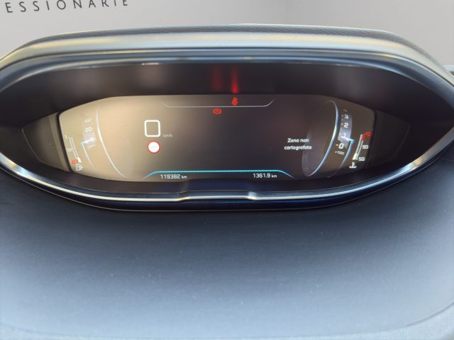 PEUGEOT 3008 usata, con Servosterzo
