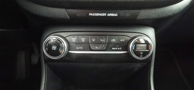 FORD Fiesta usata, con Cruise Control