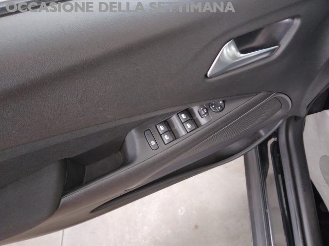 OPEL Crossland X usata, con ESP