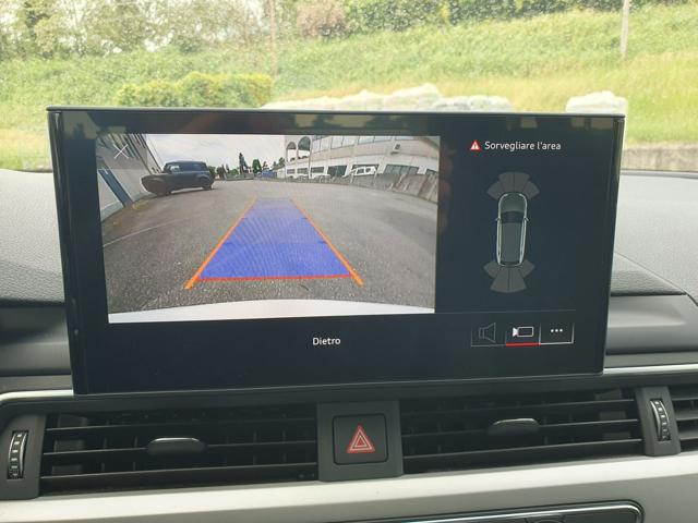 AUDI A4 usata, con Park Distance Control