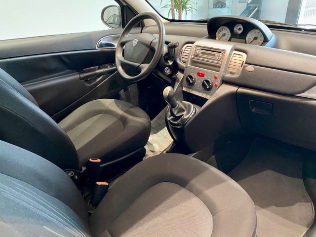 LANCIA Ypsilon usata, con Chiusura centralizzata
