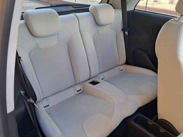 OPEL Adam usata, con Sensori di parcheggio posteriori