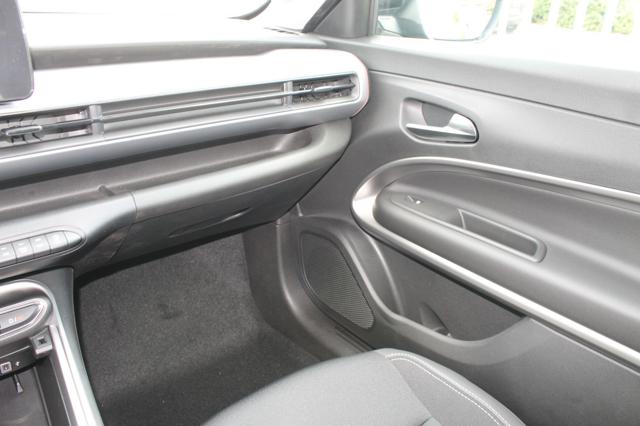 JEEP Avenger usata, con Leve al volante