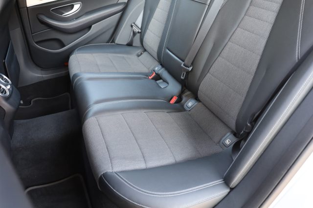 MERCEDES-BENZ E 220 usata, con Airbag testa