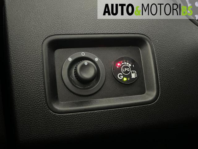 DACIA Duster usata, con Sedile posteriore sdoppiato