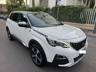 PEUGEOT 5008 usata, con Cerchi in lega