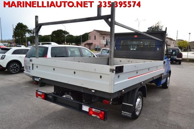 IVECO Daily usata, con Lettore CD