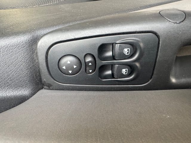 LANCIA Ypsilon usata 10