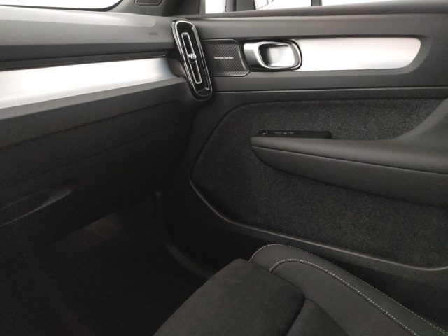 VOLVO XC40 usata, con Regolazione elettrica sedili