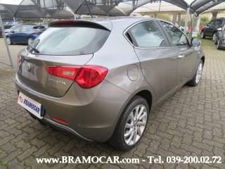 ALFA ROMEO Giulietta usata, con Autoradio