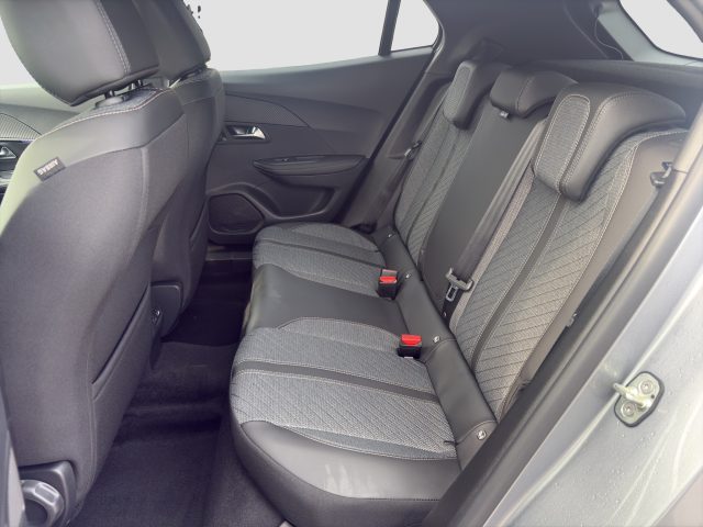 PEUGEOT 2008 usata 9