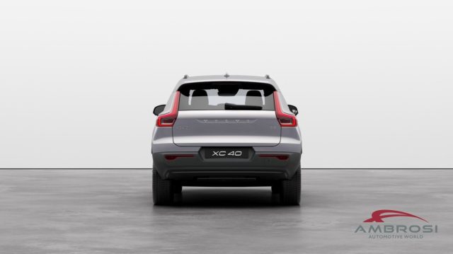 VOLVO XC40 usata 5