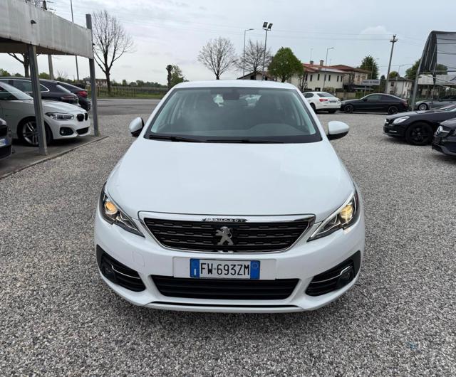 PEUGEOT 308 usata, con Airbag