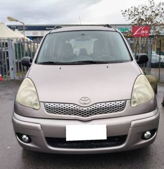 TOYOTA Yaris usata, con Airbag