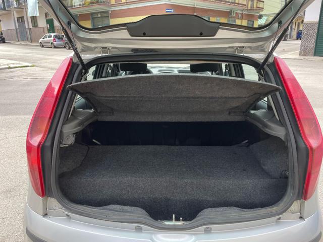 FIAT Punto usata 9