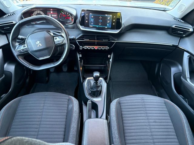 PEUGEOT 2008 usata, con Boardcomputer