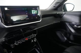 PEUGEOT 2008 usata, con Sedile posteriore sdoppiato