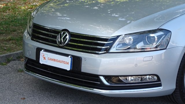 VOLKSWAGEN Passat usata, con MP3