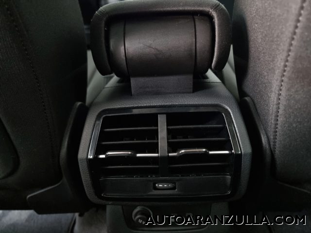 AUDI Q3 usata, con Sensori di parcheggio anteriori