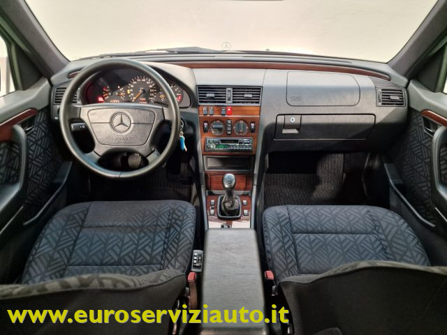 MERCEDES-BENZ C 180 usata 13