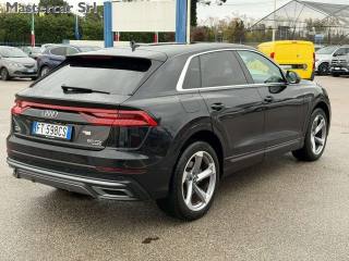 AUDI Q8 usata, con Autoradio