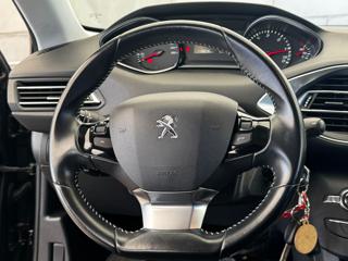 PEUGEOT 308 usata, con Airbag testa