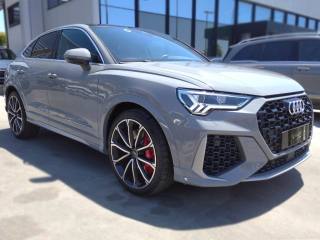 AUDI RS Q3 SPB quattro S tronic 2.5 quattro s-tronic
