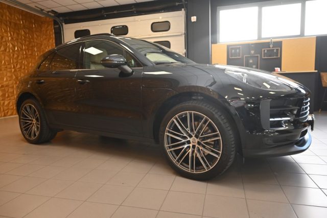 PORSCHE Macan usata 145