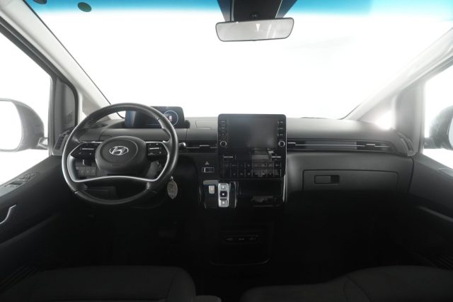 HYUNDAI Staria usata 11