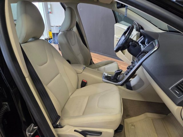 VOLVO XC60 usata, con Sensore di luce