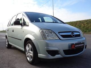 OPEL Meriva usata, con Airbag