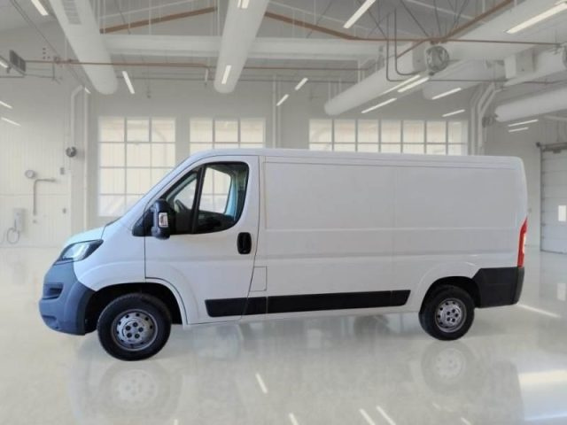 PEUGEOT Boxer usata, con Servosterzo