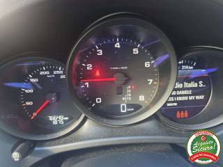 PORSCHE Macan usata, con Fendinebbia