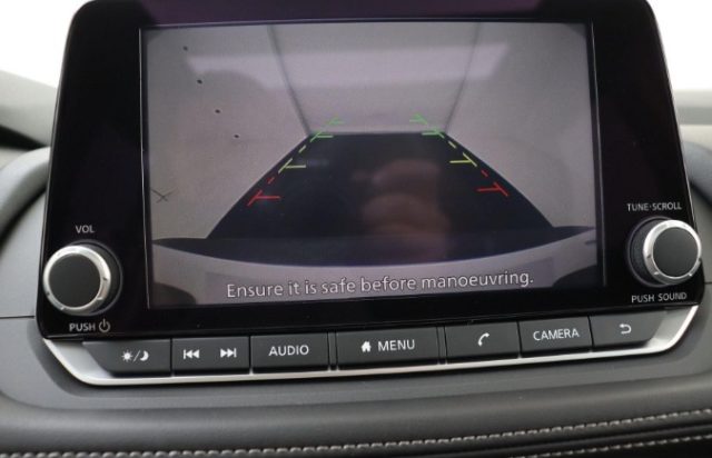 NISSAN X-Trail usata, con Controllo automatico clima