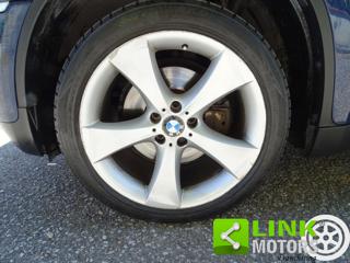 BMW X6 usata, con Sensori di parcheggio anteriori