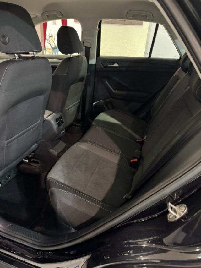 VOLKSWAGEN T-Roc usata, con Controllo trazione