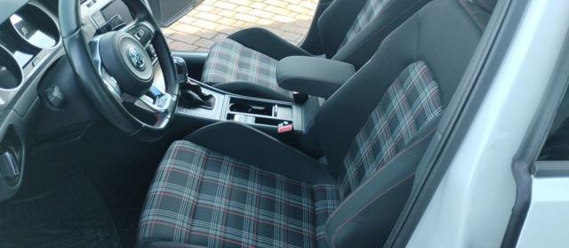 VOLKSWAGEN Golf GTI usata, con Fendinebbia