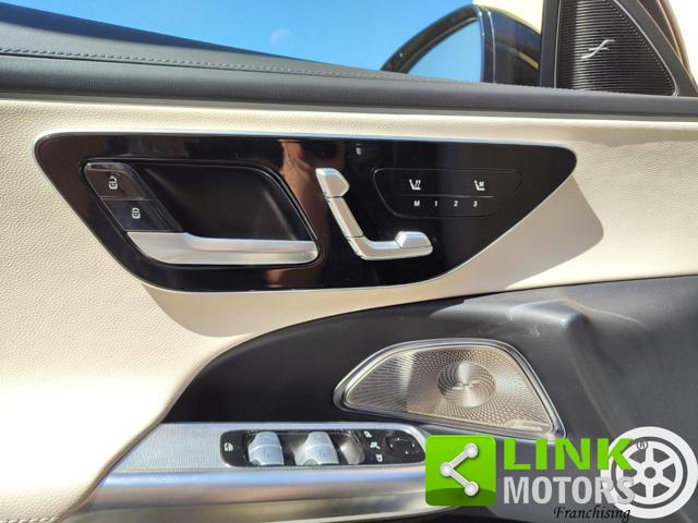 MERCEDES-BENZ E 220 usata, con Head-up display