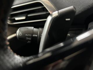 PEUGEOT 3008 usata, con Regolazione elettrica sedili